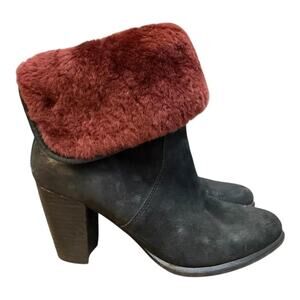 UGG Layna Cuff Shearling Bootie Black Women size 8.5
